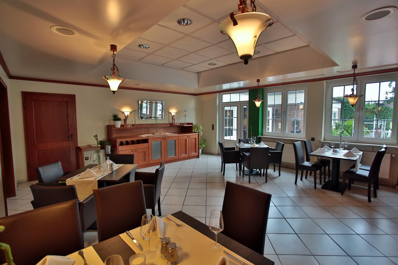 Hotel Restaurant Körber Garbsen Exteriör bild